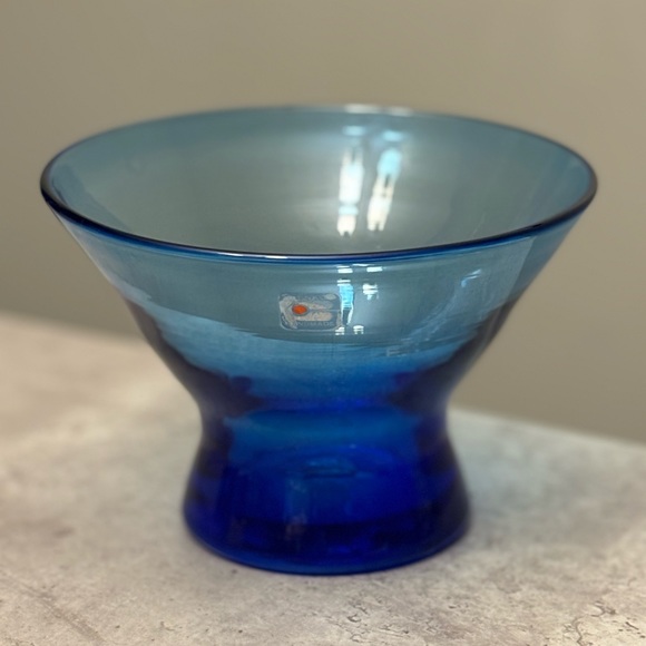 Vintage Mid Century Blenko Blue Glass Center Bowl w/Label - Picture 9 of 12